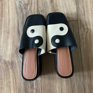 Princess Polly Yin Yang Sandals